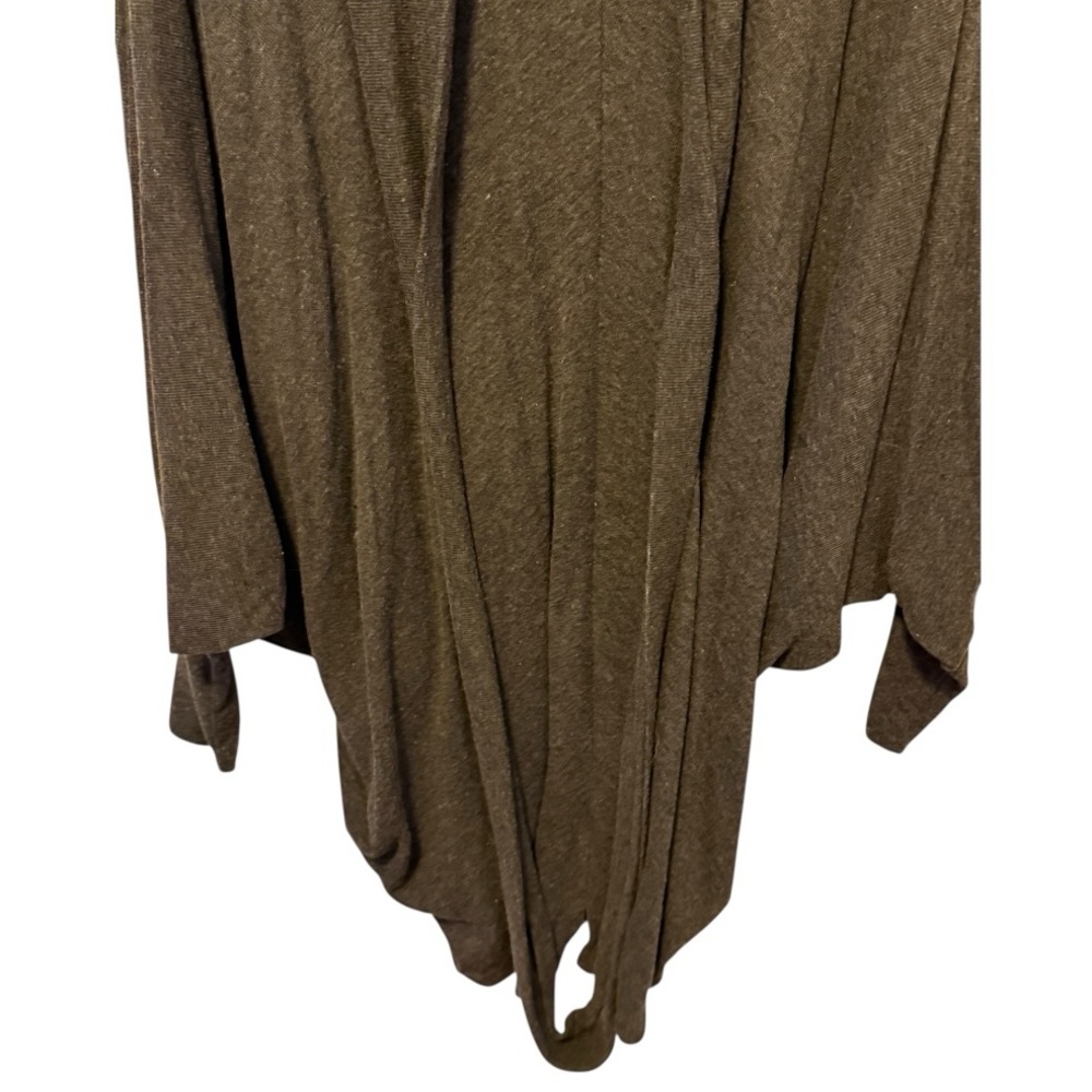 MNML Top - Picture 3 of 9